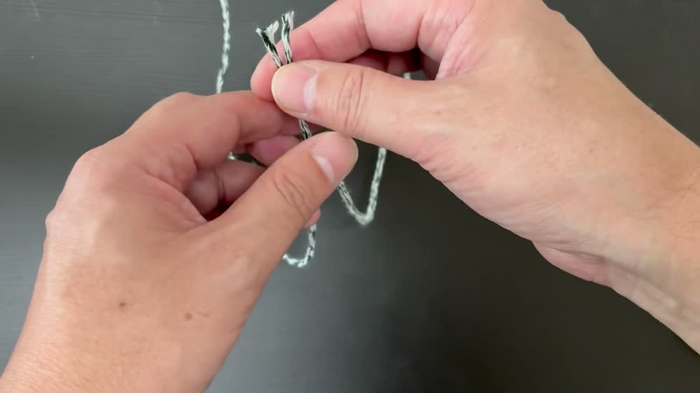 トリプルエイトノットの手順 輪を作る